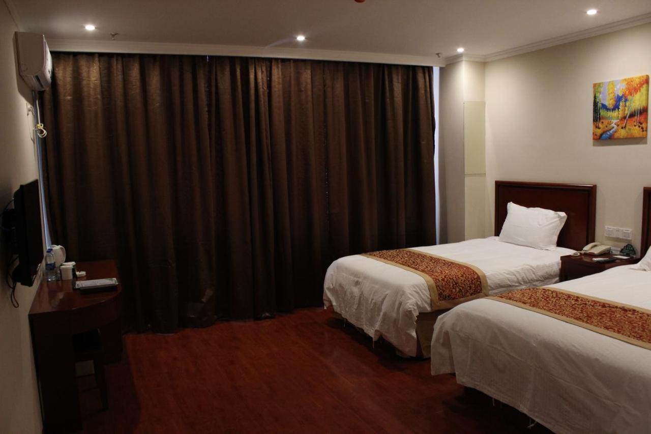Gya Changzhou Wujin District Hutang New Era Furniture Plaza Hotel Bagian luar foto