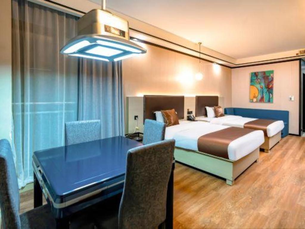 Gya Changzhou Wujin District Hutang New Era Furniture Plaza Hotel Bagian luar foto