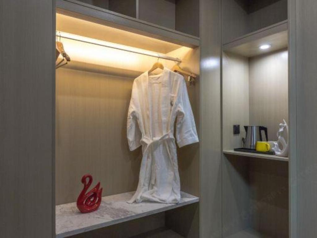 Gya Changzhou Wujin District Hutang New Era Furniture Plaza Hotel Bagian luar foto