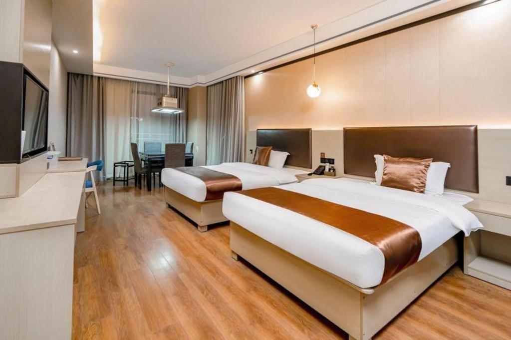 Gya Changzhou Wujin District Hutang New Era Furniture Plaza Hotel Bagian luar foto