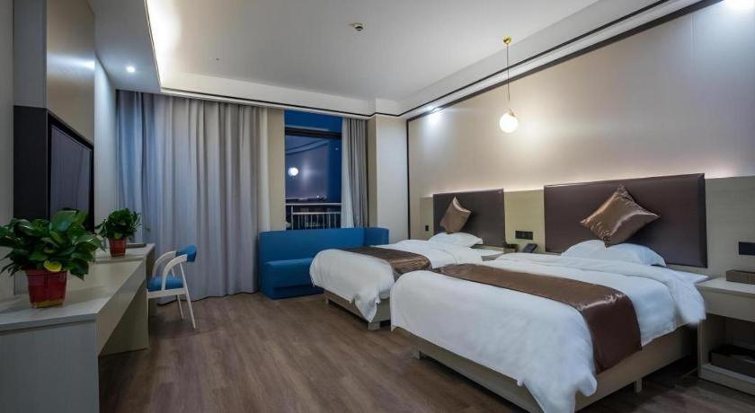 Gya Changzhou Wujin District Hutang New Era Furniture Plaza Hotel Bagian luar foto