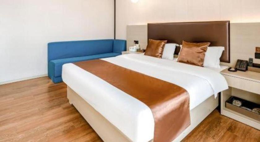 Gya Changzhou Wujin District Hutang New Era Furniture Plaza Hotel Bagian luar foto
